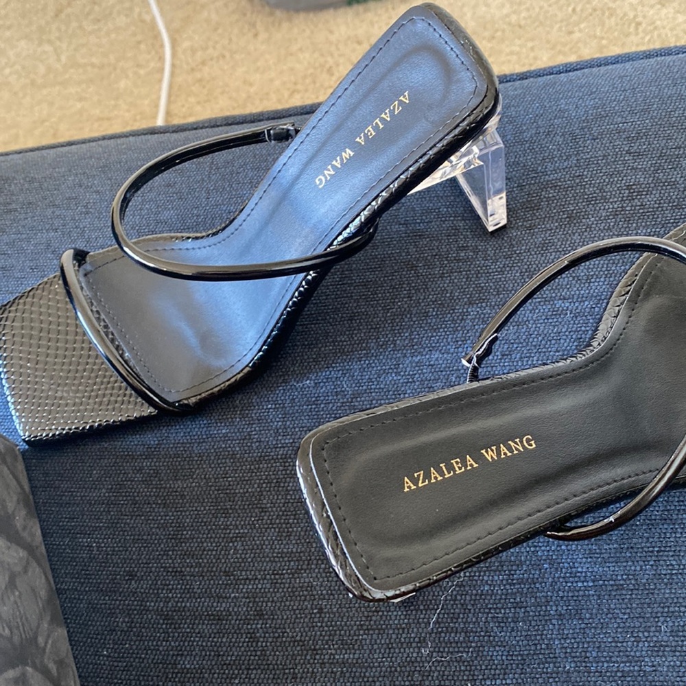 Like New black heels
